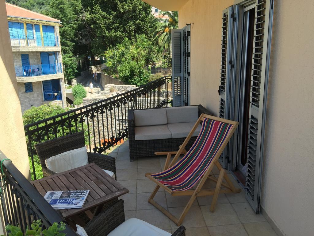 Regent Apartment Petrovac Kamer foto